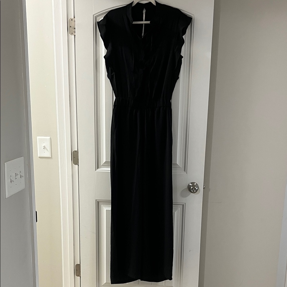 HALARA Black Sleeveless Jumpsuit